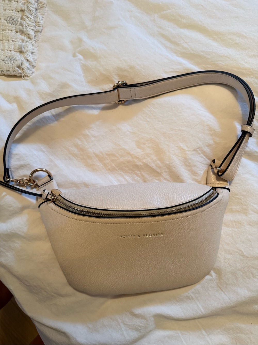 Poppy & Peonies sidekick - Light blush Pebbled Vegan Leather Crossbody Belt Bag